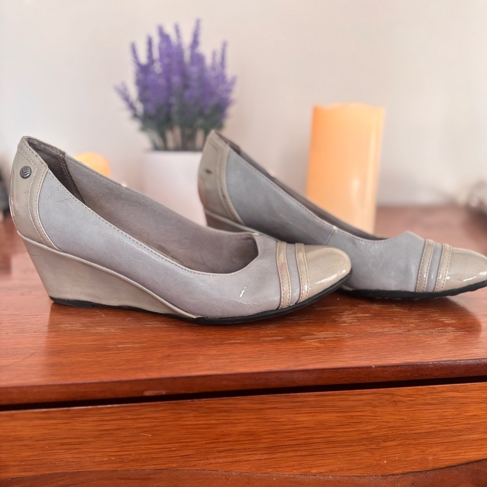 Grey LifeStride Wedge Dress Shoes